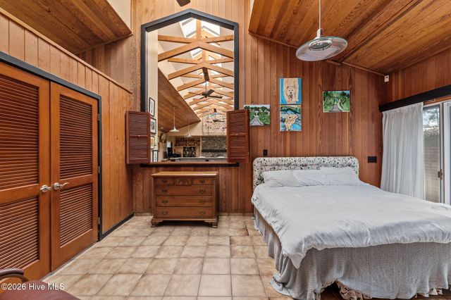 667 Yadkin Road, Southern Pines, NC 28387