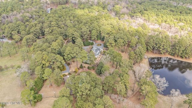 667 Yadkin Road, Southern Pines, NC 28387