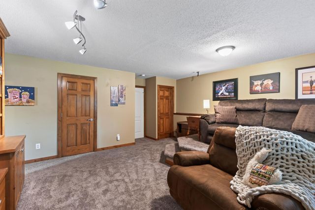 401 Orleans Court N, Champlin, MN 55316