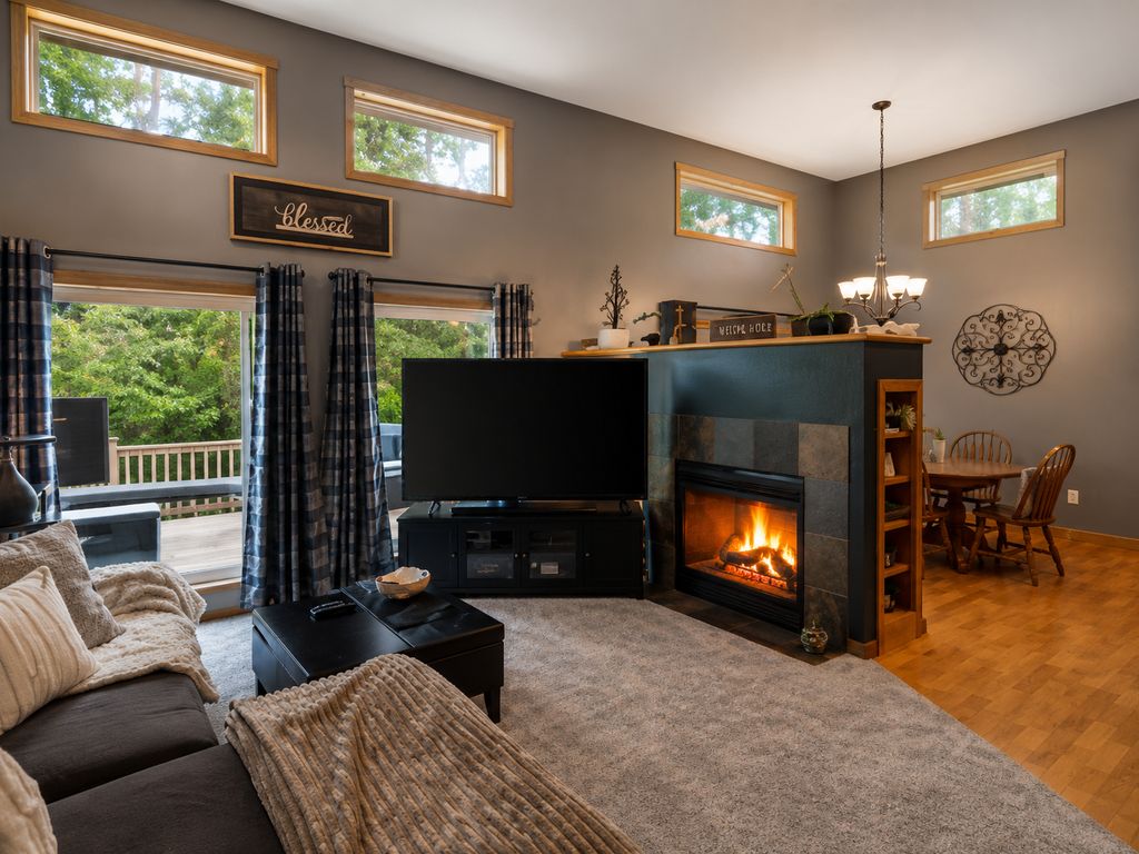 401 Orleans Court N, Champlin, MN 55316 — photo 4