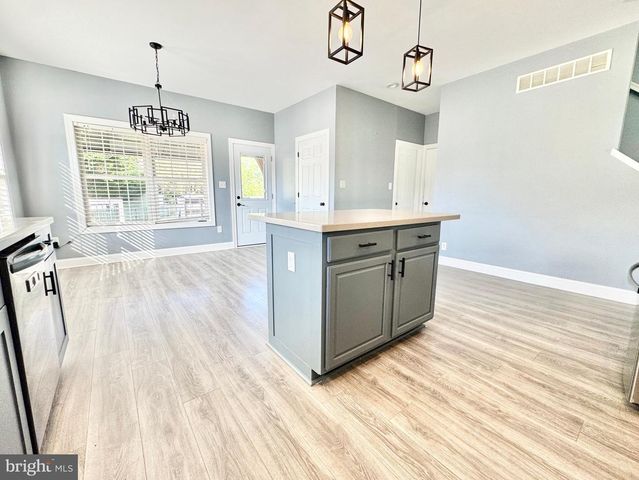47 N ERIN AVE, Felton, DE 19943