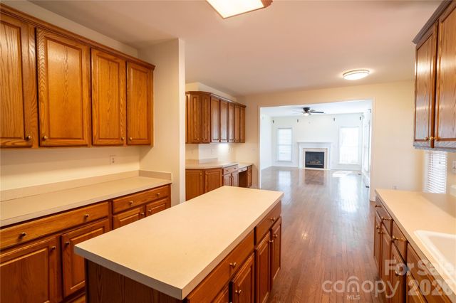 16905 Laureate Road 16, Huntersville, NC 28078