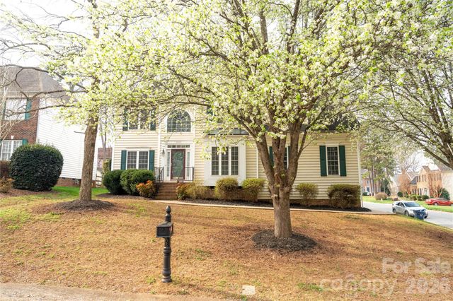 16905 Laureate Road 16, Huntersville, NC 28078