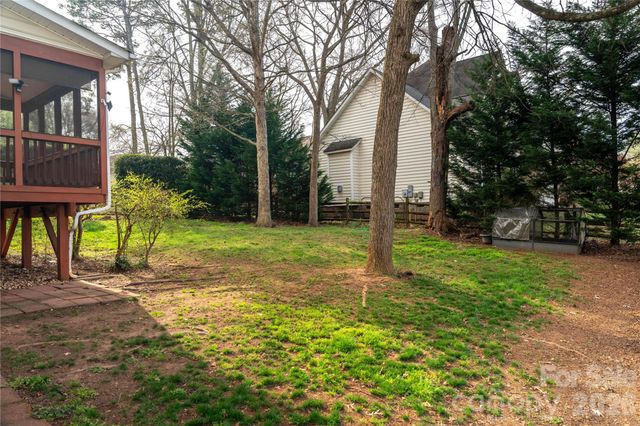 16905 Laureate Road 16, Huntersville, NC 28078