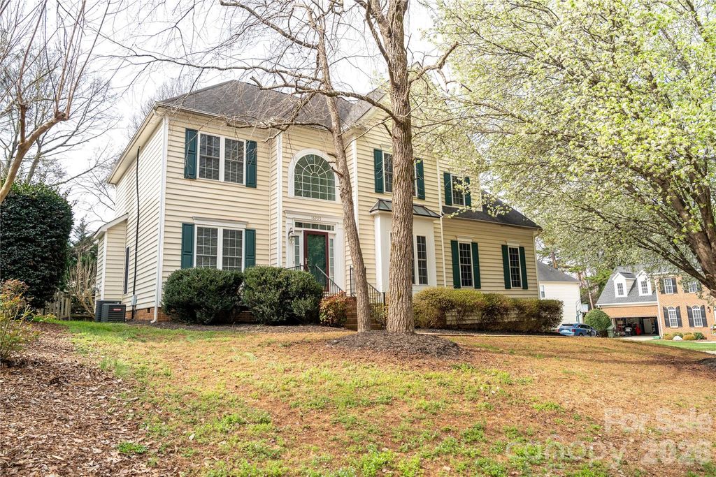 16905 Laureate Road 16, Huntersville, NC 28078