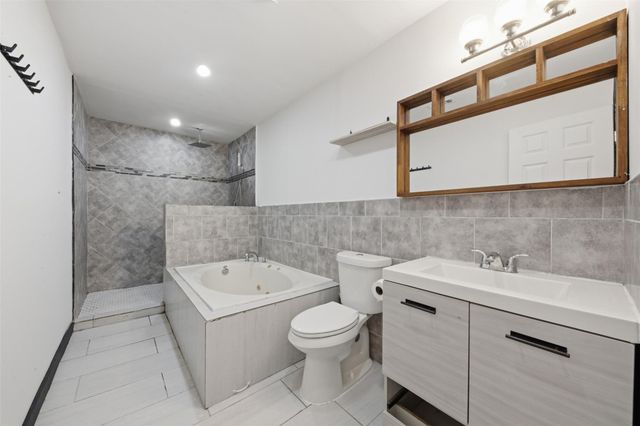 25921 Essex, New Caney, TX 77357