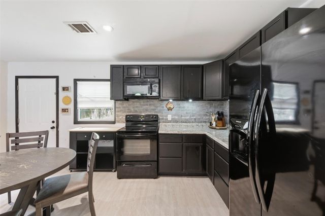25921 Essex, New Caney, TX 77357