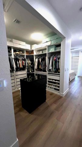 6923 Julia Gardens Dr 6923, Coconut Creek, FL 33073