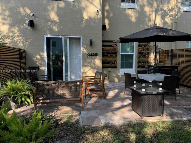 6923 Julia Gardens Dr 6923, Coconut Creek, FL 33073