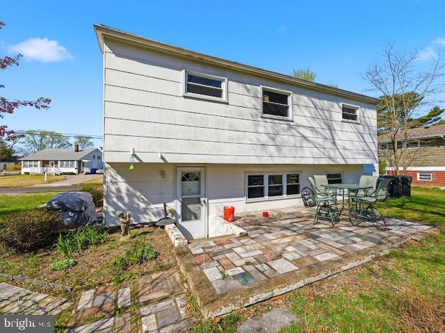 270 LANSING DR, Mantua, NJ 08051