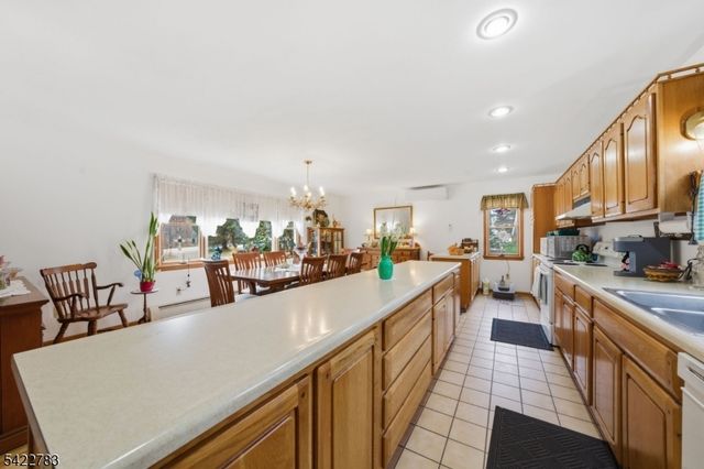 92 Mount Hope Rd, Rockaway Twp., NJ 07866