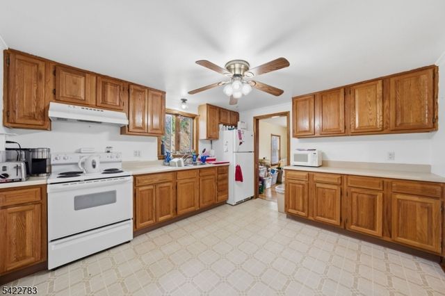 92 Mount Hope Rd, Rockaway Twp., NJ 07866