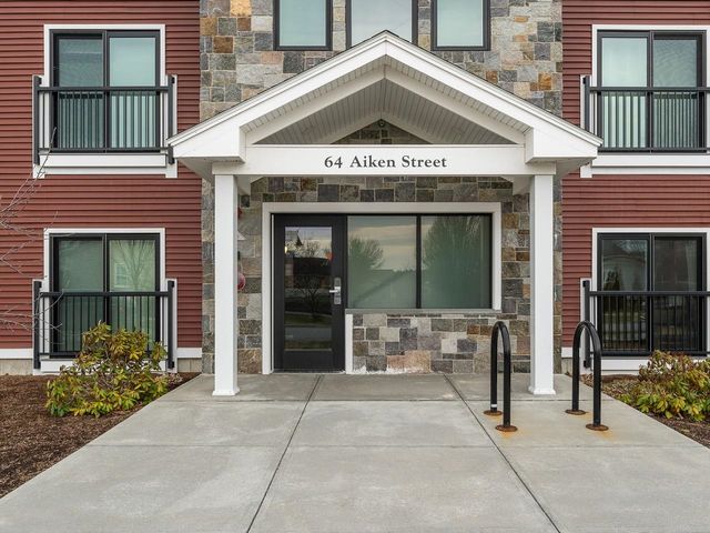 64 Aiken St Apt 102, South Burlington, VT 05403