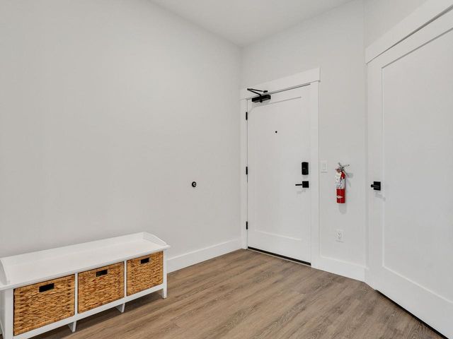 64 Aiken St Apt 102, South Burlington, VT 05403