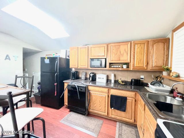 802 Wright Avenue, Toledo, OH 43609