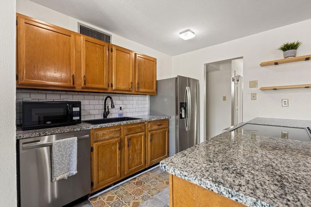 5552 Russell Drive, The Colony, TX 75056