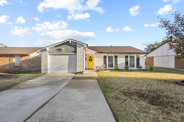 5552 Russell Drive, The Colony, TX 75056