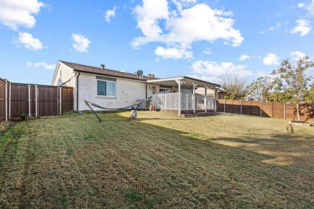 5552 Russell Drive, The Colony, TX 75056