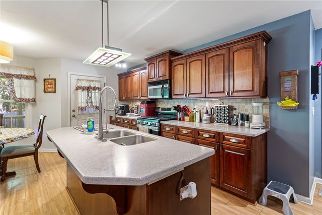 308 Sun Meadow Lane, Seneca, SC 29678