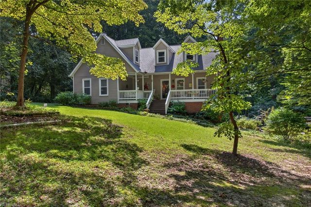 7011 Tracey CT, Gloucester, VA 23061