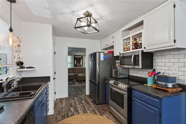 7011 Tracey CT, Gloucester, VA 23061