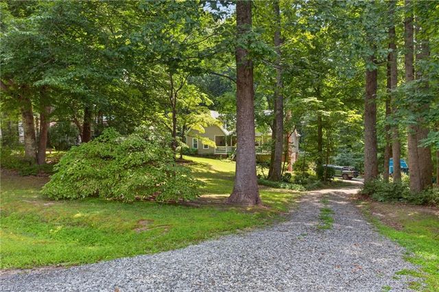 7011 Tracey CT, Gloucester, VA 23061