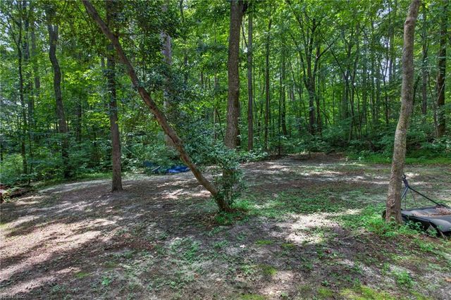 7011 Tracey CT, Gloucester, VA 23061