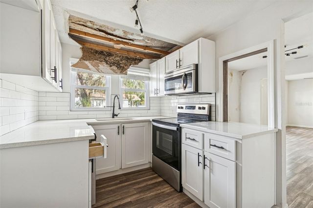 1606 E CHELSEA STREET, Tampa, FL 33610