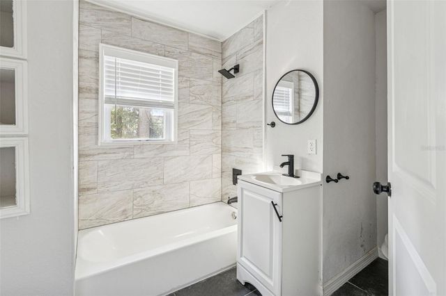 1606 E CHELSEA STREET, Tampa, FL 33610