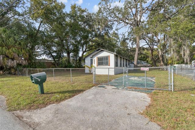 1606 E CHELSEA STREET, Tampa, FL 33610