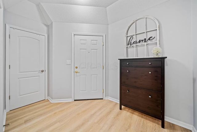 7774 S Essex Gate Drive S, Dublin, OH 43016