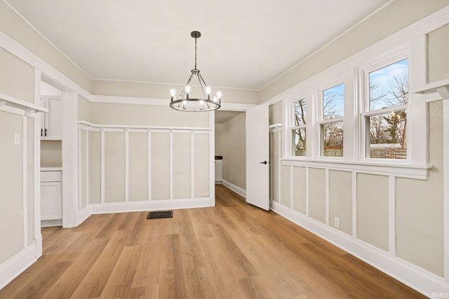 2001 W Lincolnway Street, South Bend, IN 46628