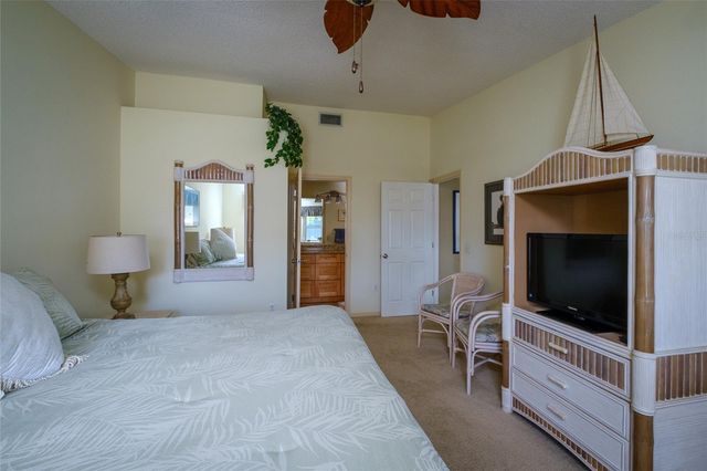 1220 SIESTA BAYSIDE DRIVE 1220-A, Sarasota, FL 34242