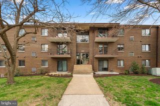 6280 EDSALL RD #301, Alexandria, VA 22312