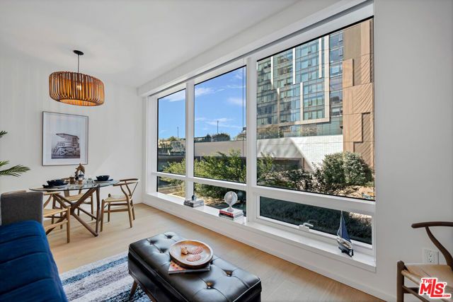 877 Francisco Street 626, Los Angeles, CA 90017