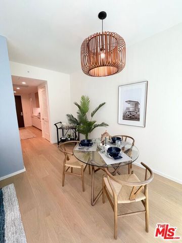 877 Francisco Street 626, Los Angeles, CA 90017