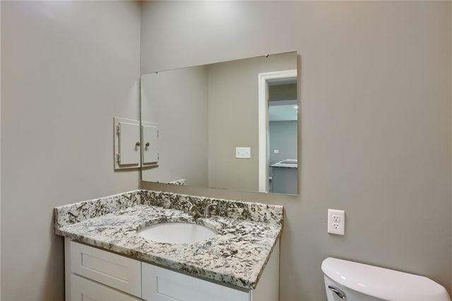 516 Pine Ave, Ellwood City, PA 16117