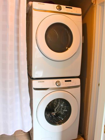 3860 Greenleaf Circle, Kalamazoo, MI 49008