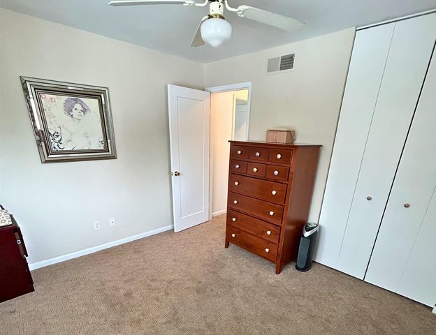 3860 Greenleaf Circle, Kalamazoo, MI 49008