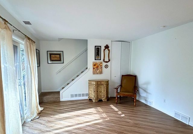 3860 Greenleaf Circle, Kalamazoo, MI 49008