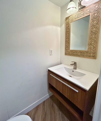 3860 Greenleaf Circle, Kalamazoo, MI 49008