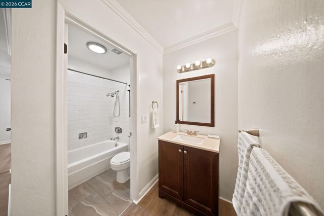 1005 Mohr Ln 4, Concord, CA 94518