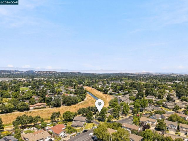 1005 Mohr Ln 4, Concord, CA 94518