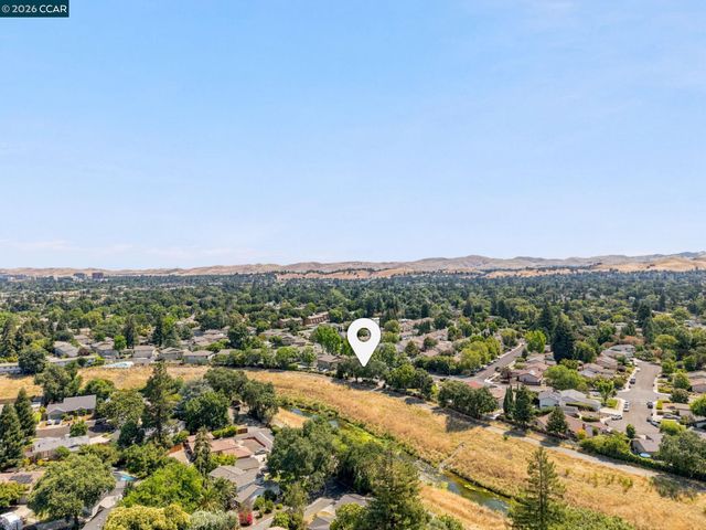 1005 Mohr Ln 4, Concord, CA 94518