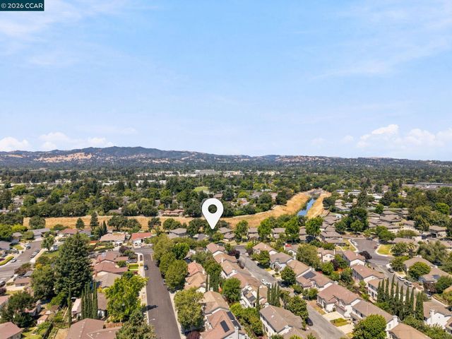 1005 Mohr Ln 4, Concord, CA 94518