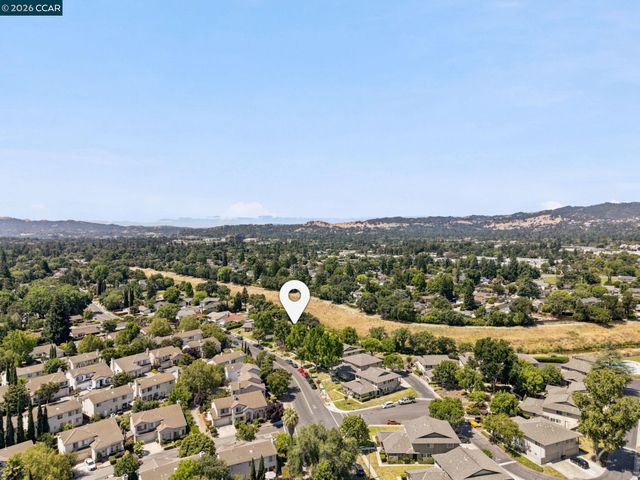 1005 Mohr Ln 4, Concord, CA 94518