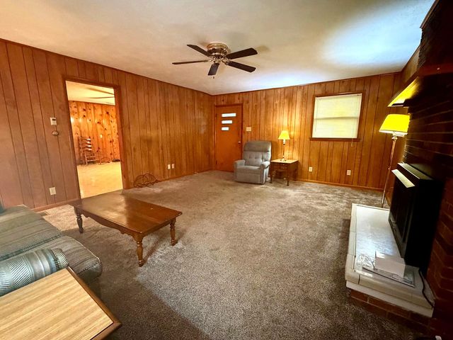 119 Bratcher Lane, Berea, KY 40403