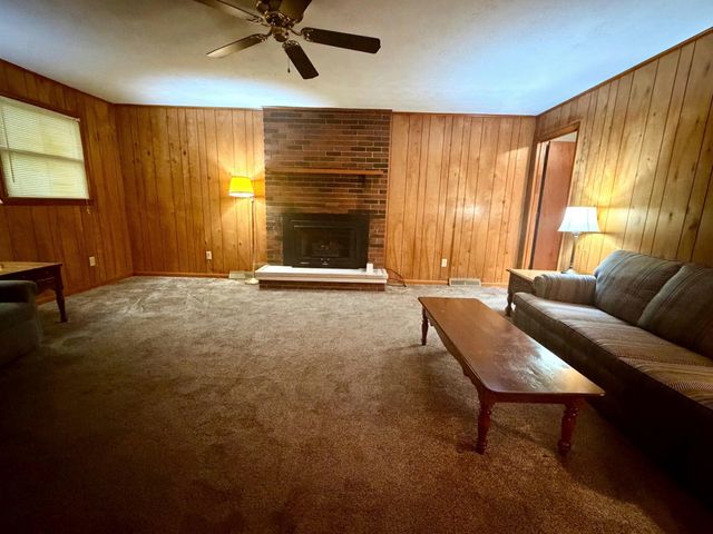 119 Bratcher Lane, Berea, KY 40403