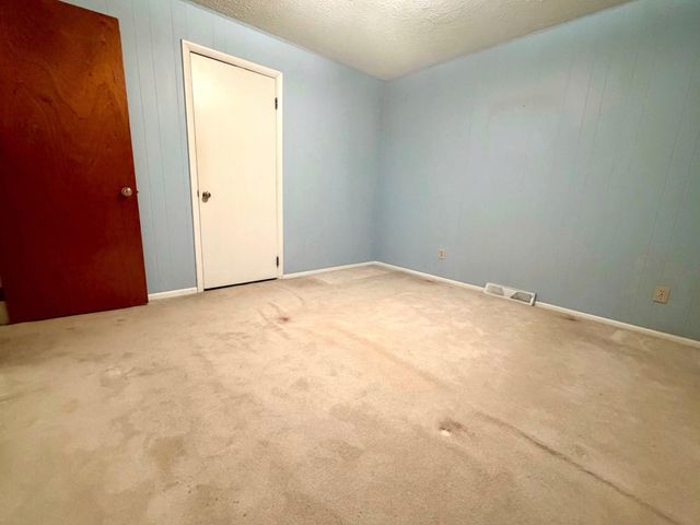 119 Bratcher Lane, Berea, KY 40403