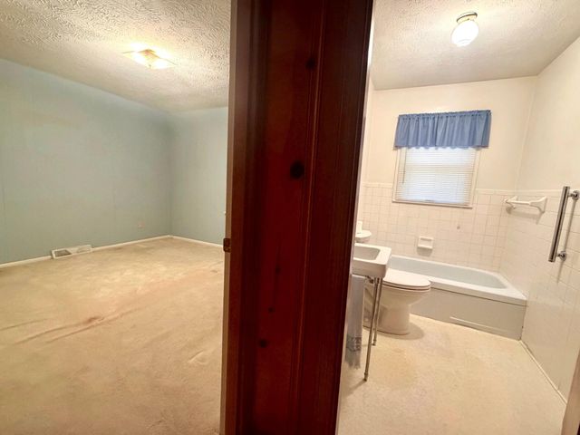 119 Bratcher Lane, Berea, KY 40403